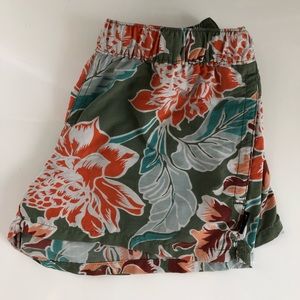 Women’s Patagonia Barely Baggies 2 1/2” floral